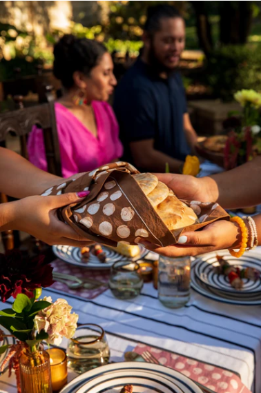 TABLE LINENS