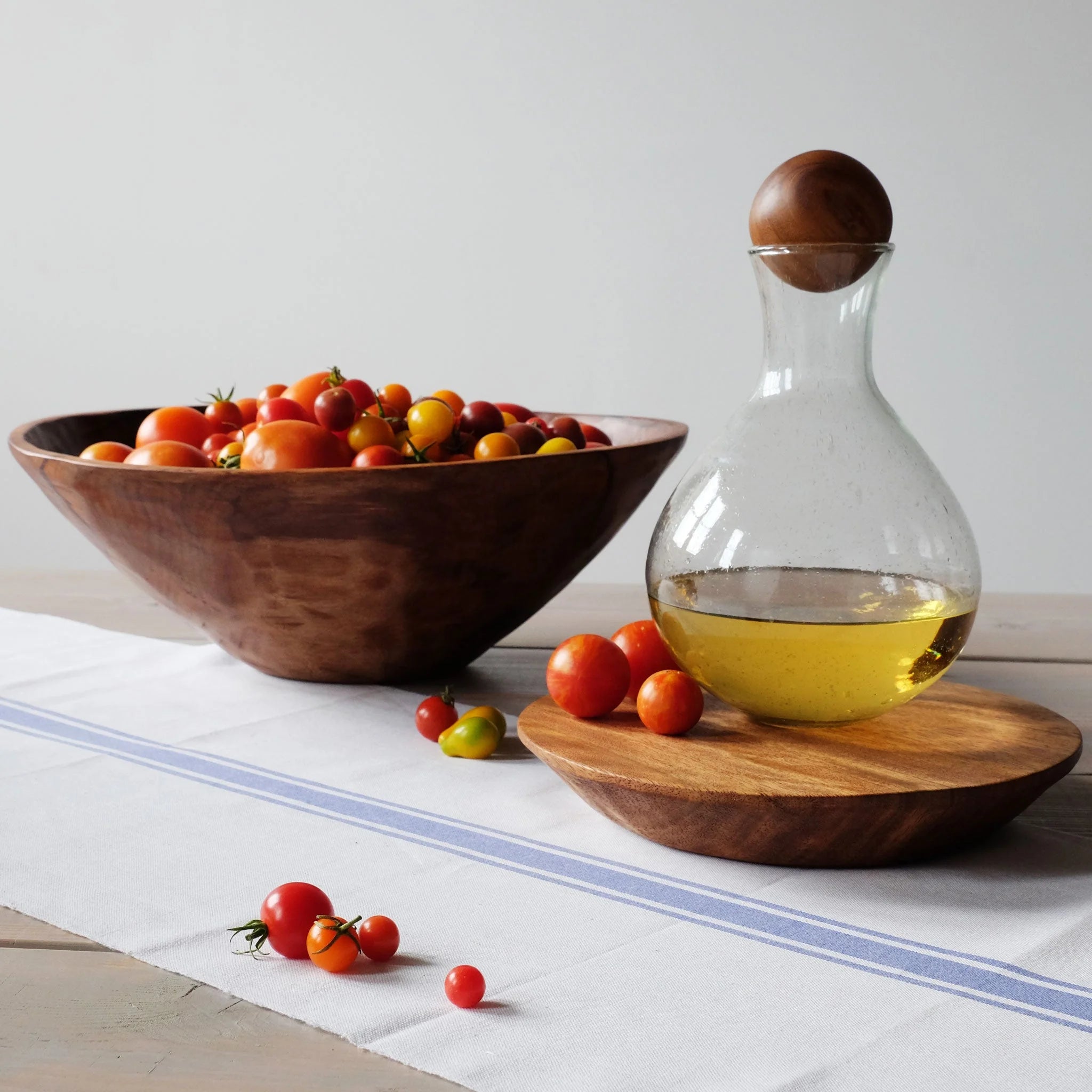 Large 17 inch Classic Round Wood Bowl