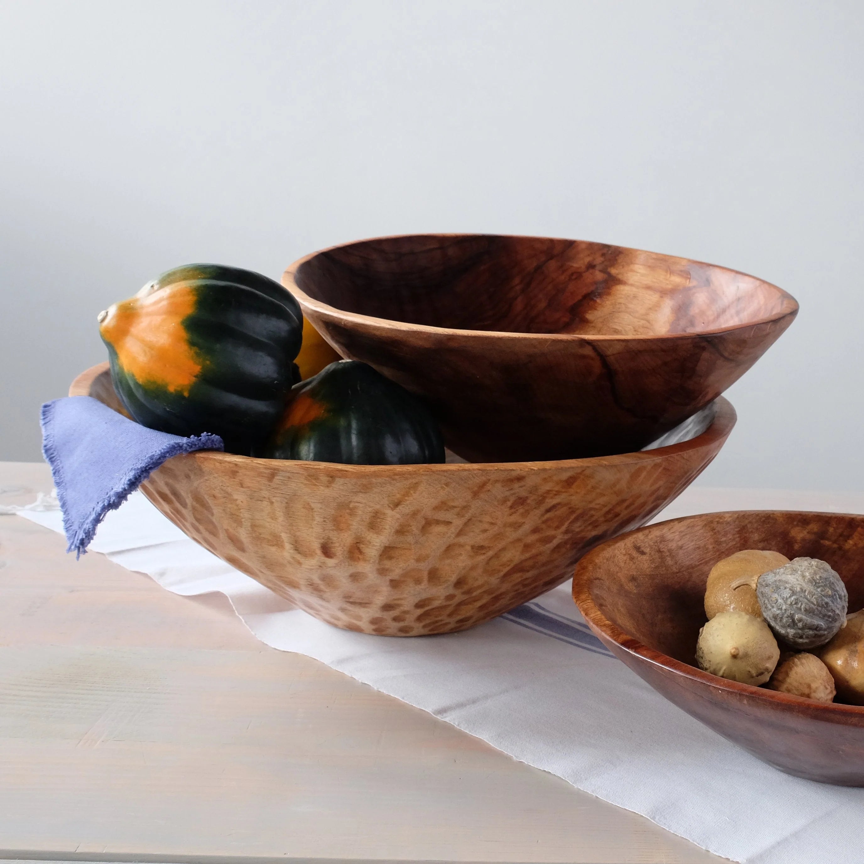 Medium 14 inch Classic Round Wood Bowl