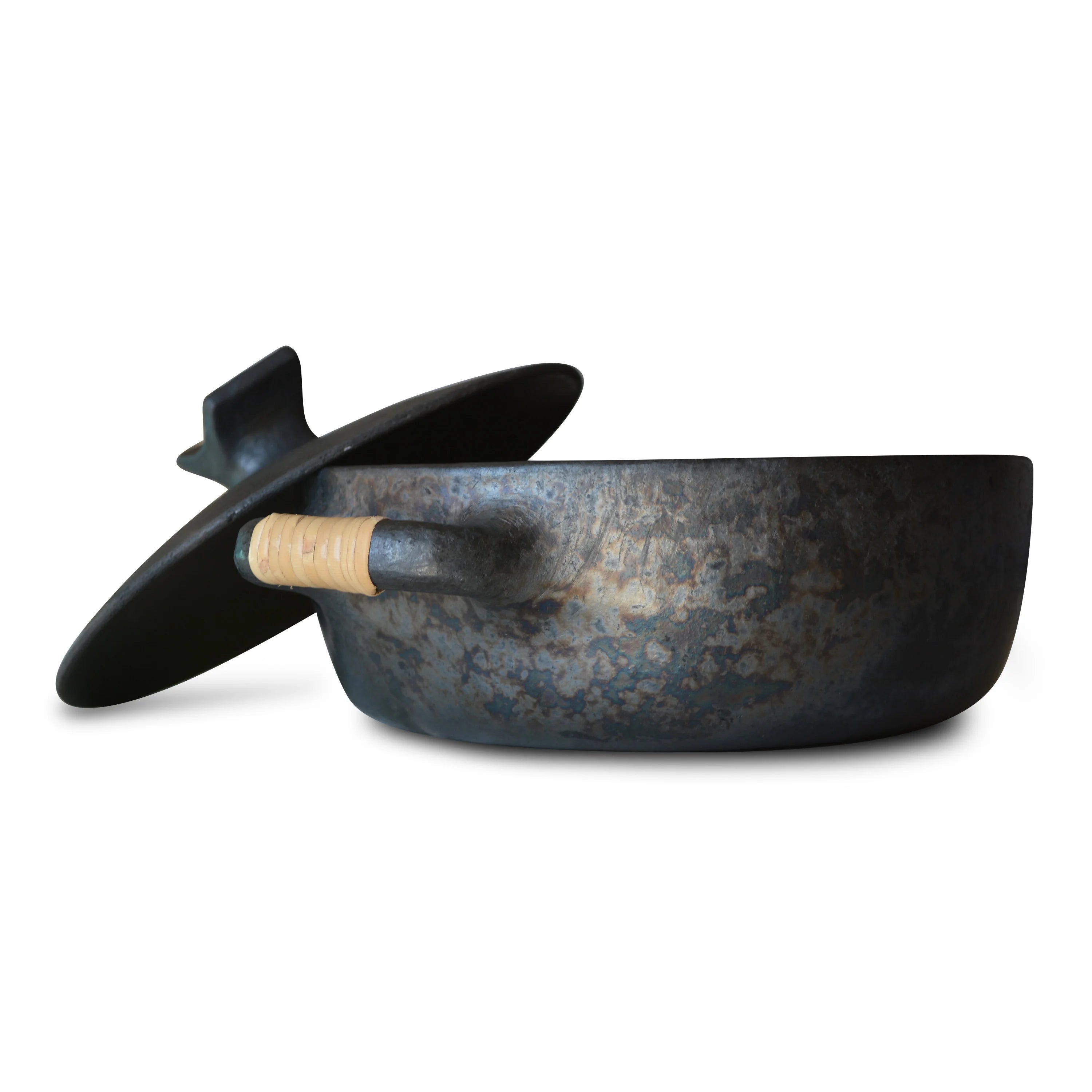 Round Pot with Lid