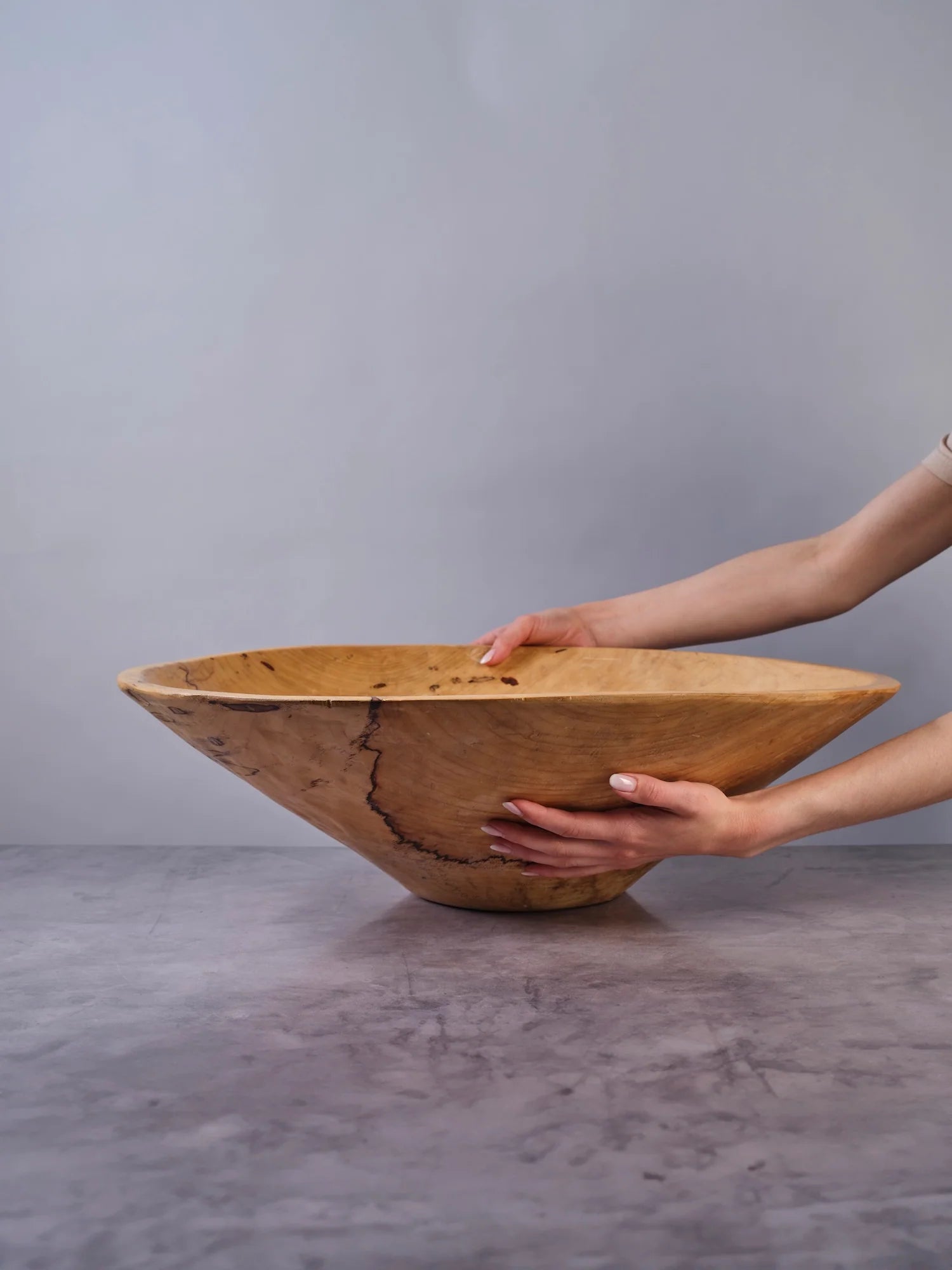 XXL 24 inch Classic Round Wood Bowl