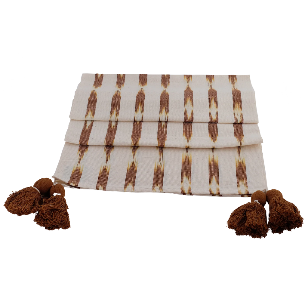 White and Nutmeg Serpentina Cotton Table Runner